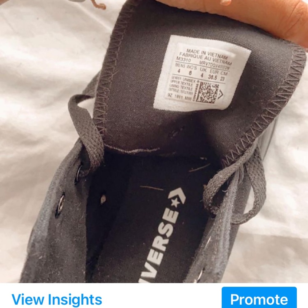 Women’s converse black